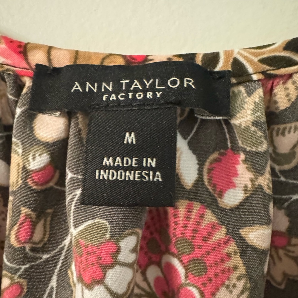 Ann Taylor Factory Floral Long Sleeve Dress - Black and Pink - Picture 3 of 3
